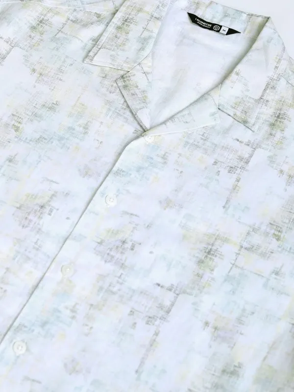 Locomotive Premium Men Cream Printed Relaxed Fit Casual Shirt