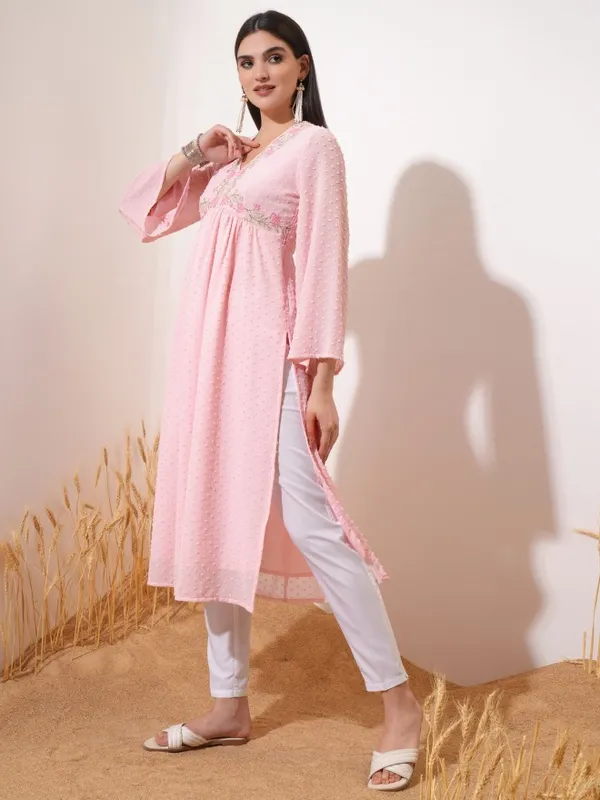 Vishudh Women Pink Embroidered A-Line Kurta