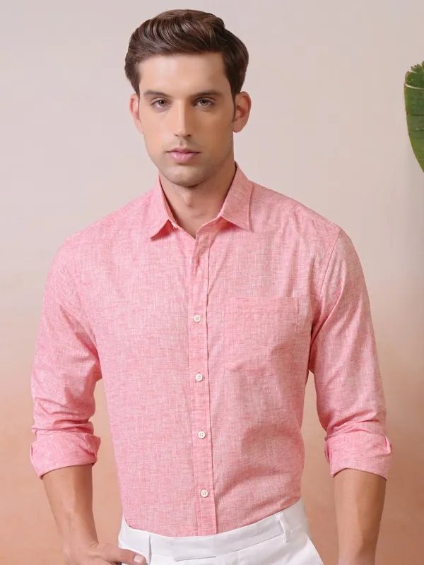 Locomotive Premium Men Red Solid Relaxed Shirt