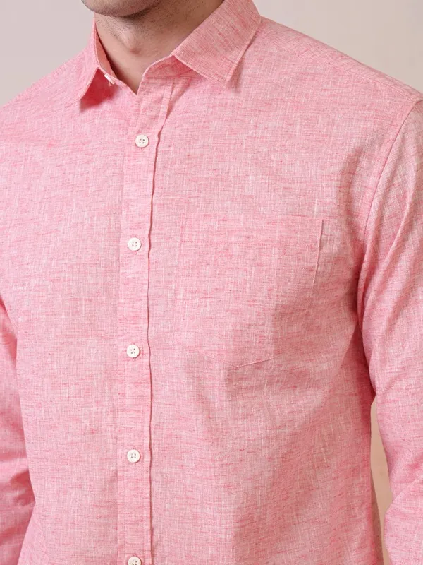 Locomotive Premium Men Red Solid Relaxed Shirt