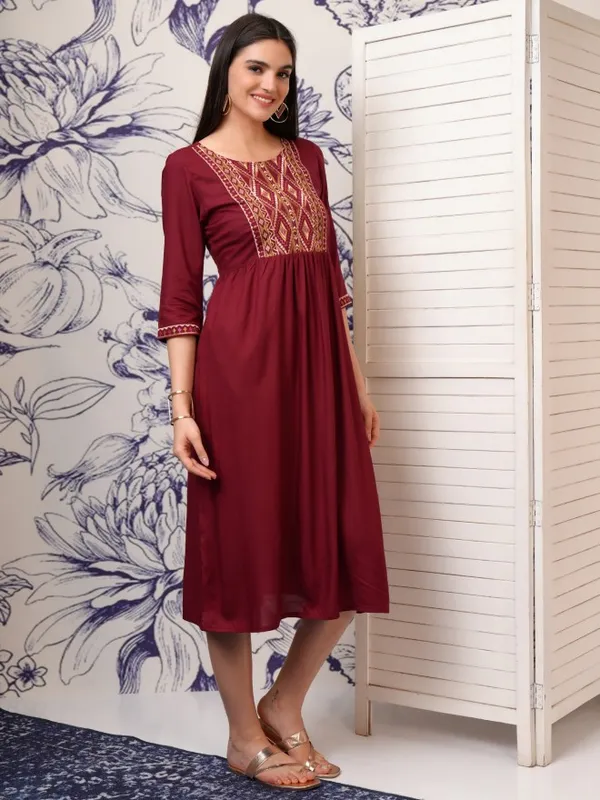 Vishudh Women Maroon Embroidered Fit And Flare Dress