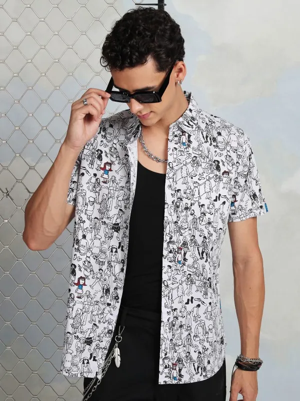 Highlander Men White Printed Slim Fit Casual Shirt