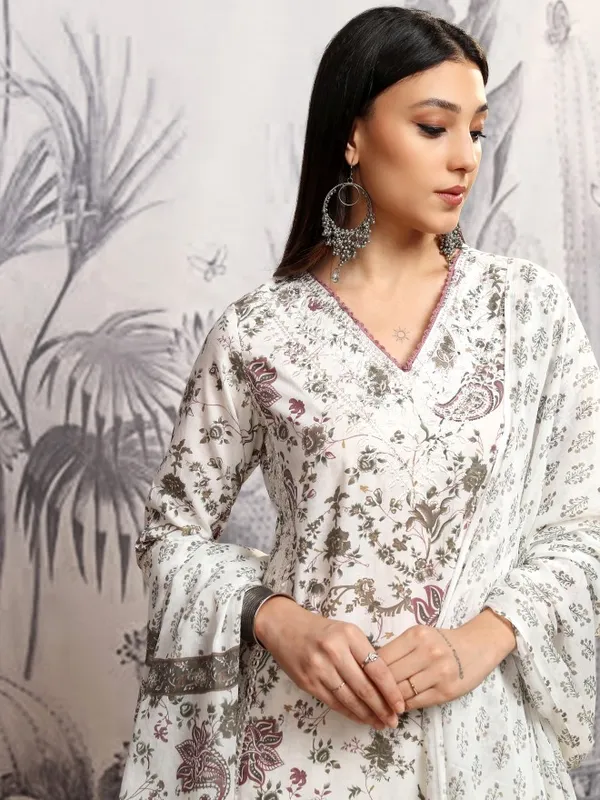 Vishudh Women Grey Printed Kurta With Trousers And Dupatta