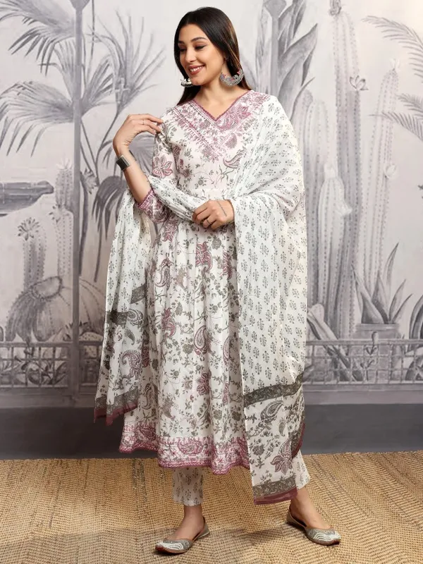Vishudh Women Grey Printed Kurta With Trousers And Dupatta