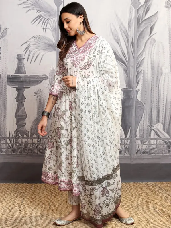 Vishudh Women Grey Printed Kurta With Trousers And Dupatta