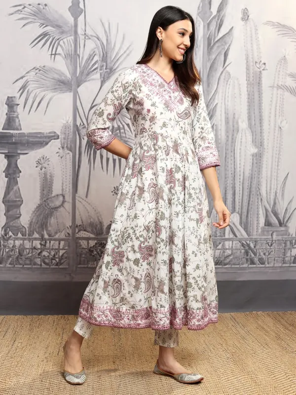 Vishudh Women Grey Printed Kurta With Trousers And Dupatta