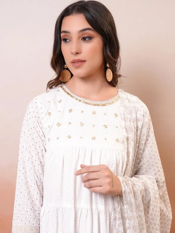 Vishudh women White Embroidered Drop-Waist Dress