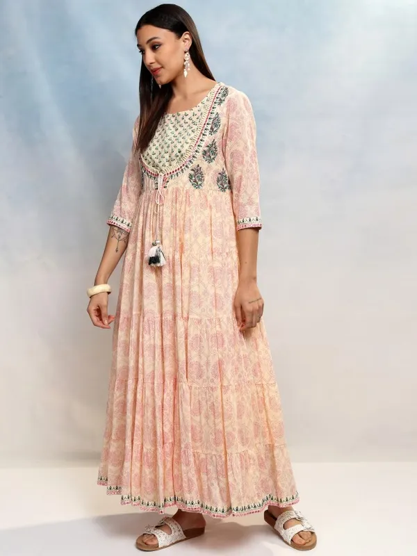 Vishudh Women Pink Printed Maxi Dress