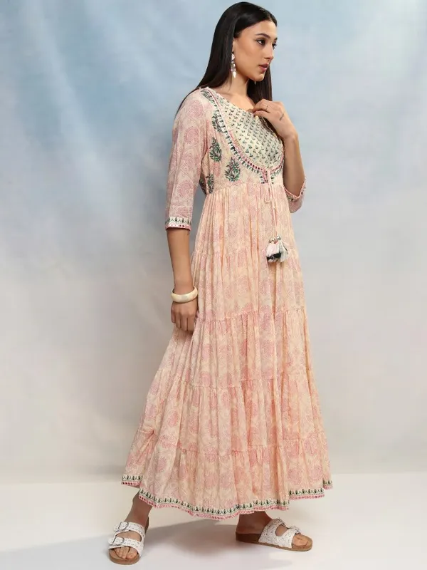 Vishudh Women Pink Printed Maxi Dress