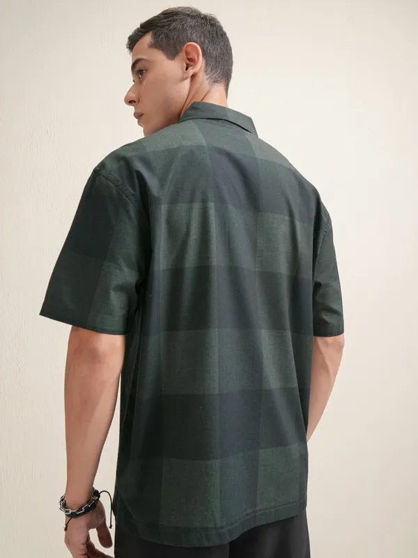 Locomotive Premium Men Green Checked Oversized Fit Casual Shirt