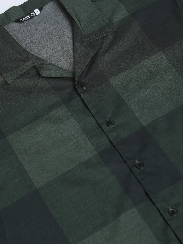 Locomotive Premium Men Green Checked Oversized Fit Casual Shirt