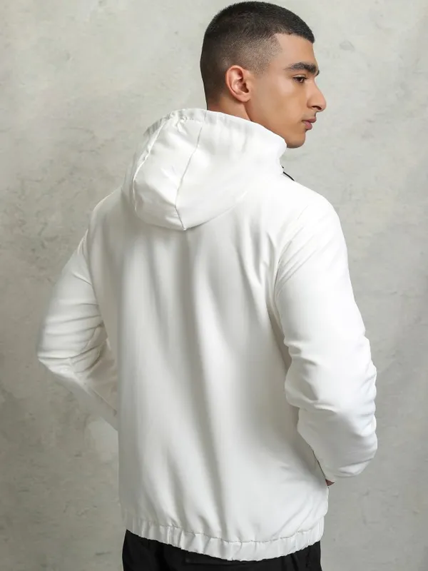 Men Printed Windcheater Jacket