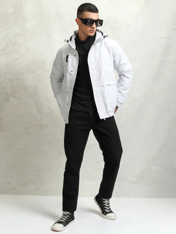 Highlader Men Green Men Solid Windcheater Jackets