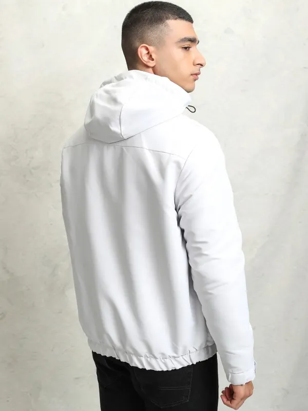 Highlader Men Green Men Solid Windcheater Jackets