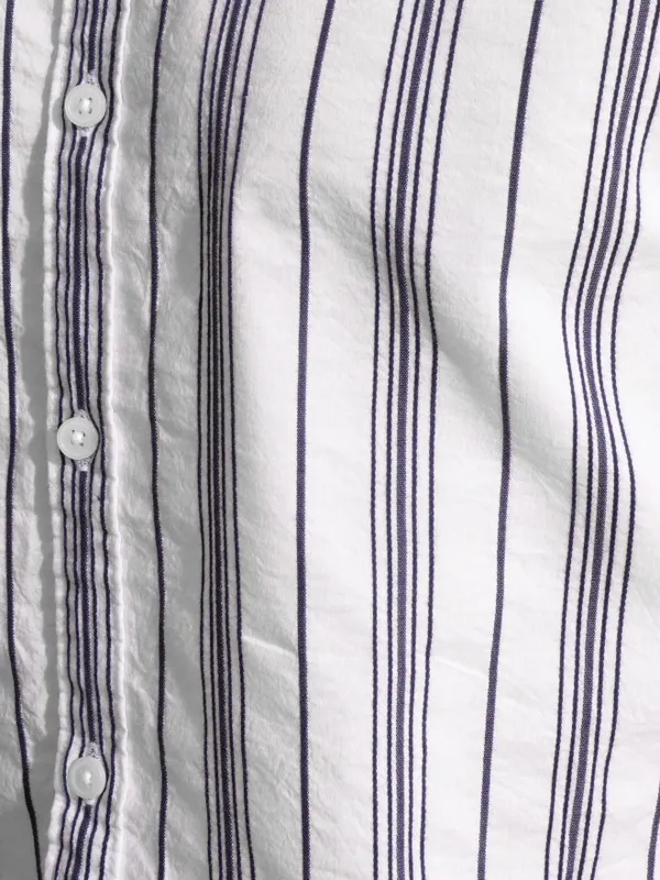 Locomotive Men Navy Blue Striped Regular Fit Casual Shirt