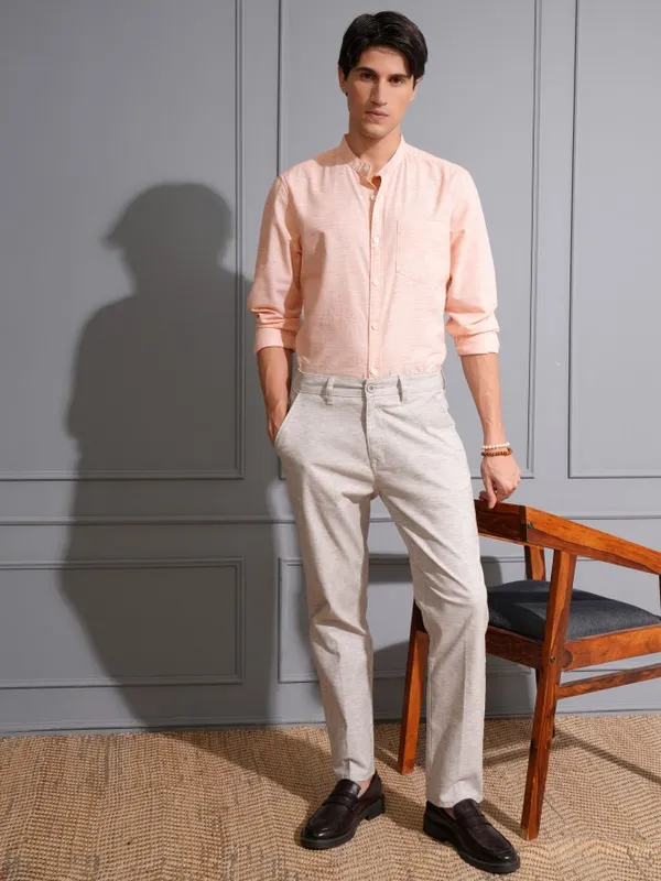 Locomotive Men Orange Solid Regular Fit Casual Shirt
