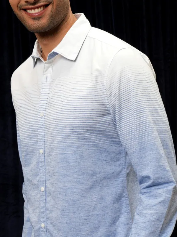 Men Regular Fit Casual Shirt