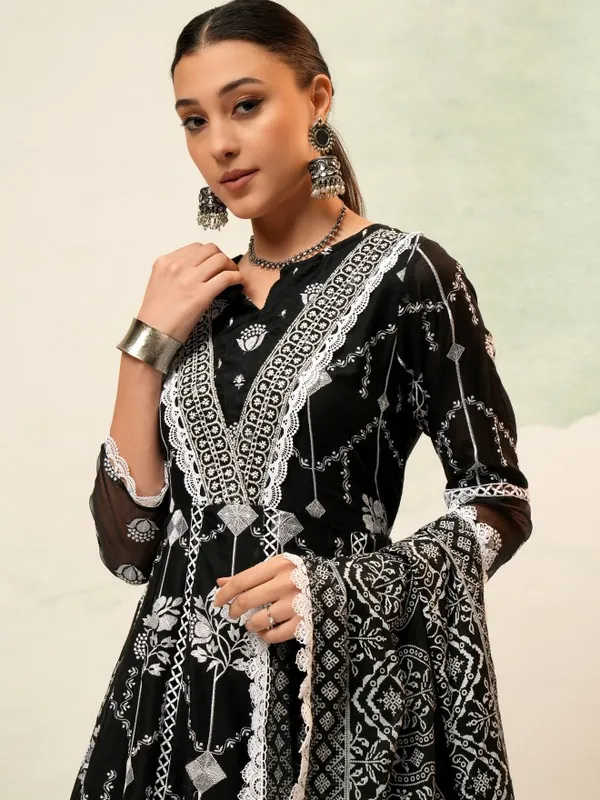 Vishudh Women Black Embroidered Kurta With Trousers And Dupatta