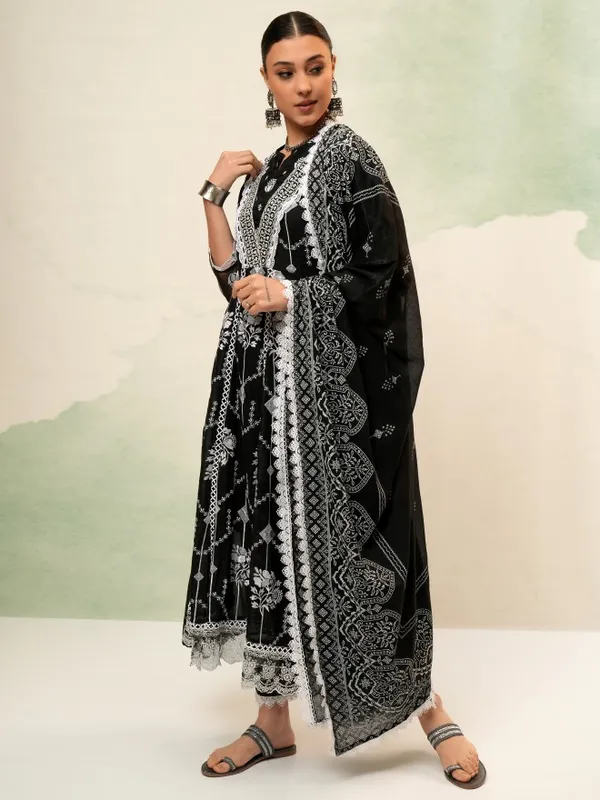 Vishudh Women Black Embroidered Kurta With Trousers And Dupatta