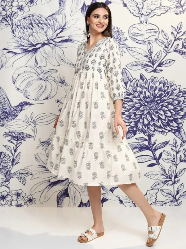 Vishudh Women Cream Printed A-Line Dress