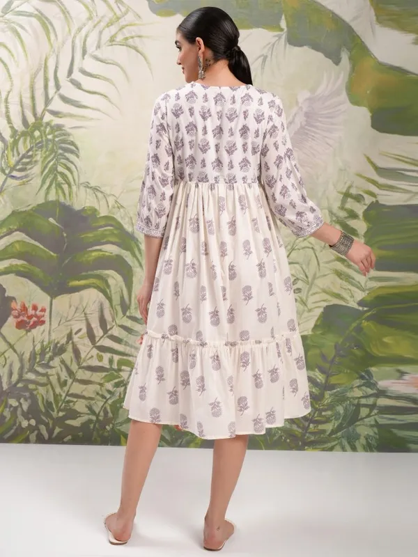 Vishudh Women Cream Printed A-Line Dress