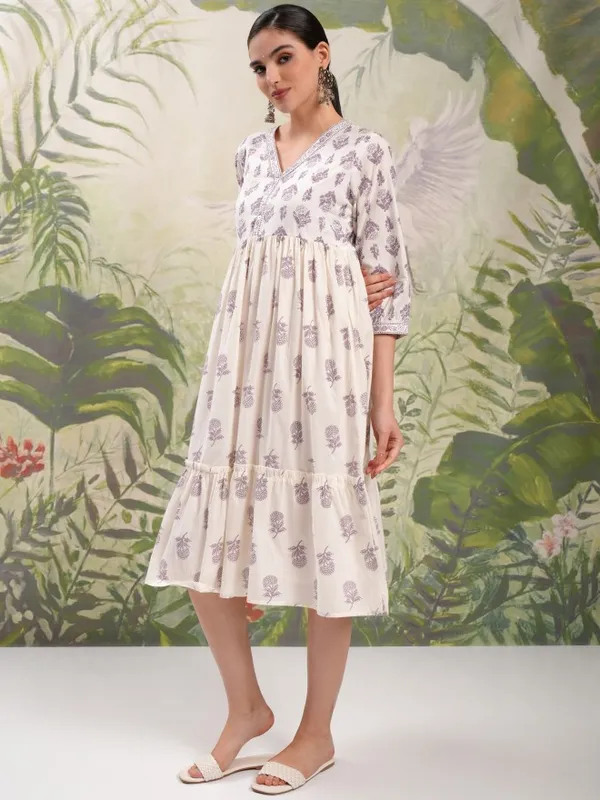 Vishudh Women Cream Printed A-Line Dress