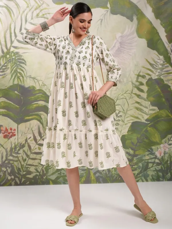 Vishudh Women Cream Printed A-Line Dress