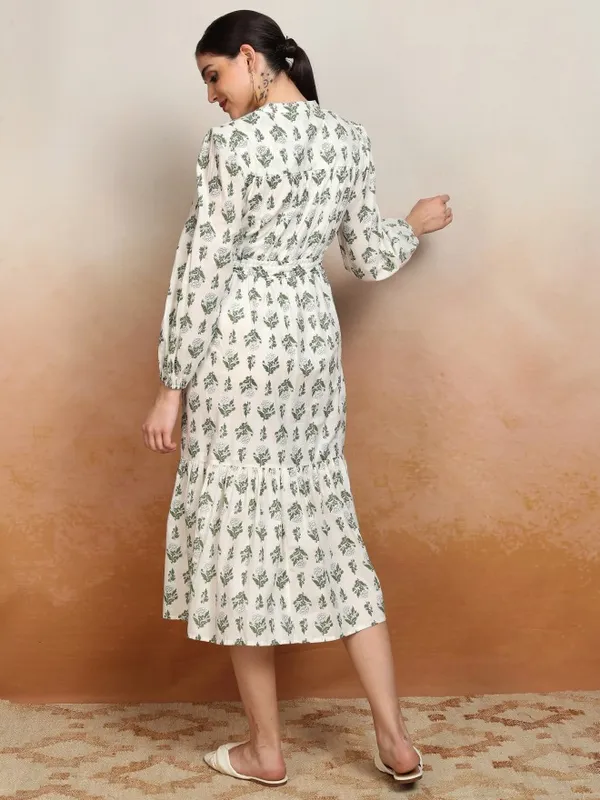 Vishudh Women Cream Printed Drop-Waist Dress