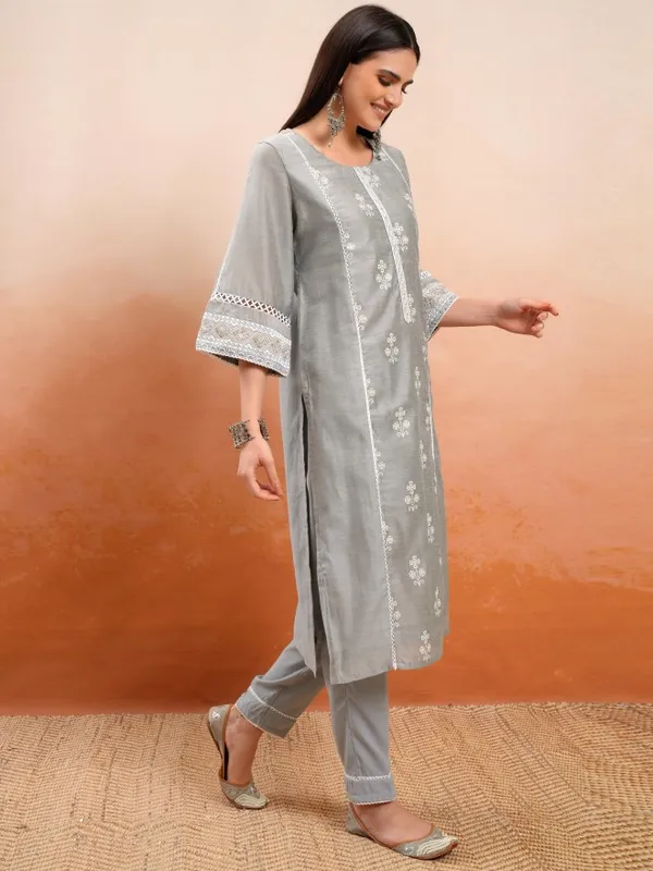 Vishudh Women Grey Printed Kurta With Trousers And Dupatta
