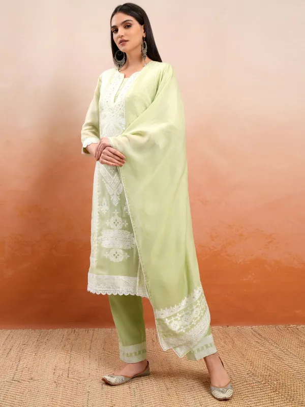 Vishudh Women Green Embroidered Kurta With Trousers And Dupatta