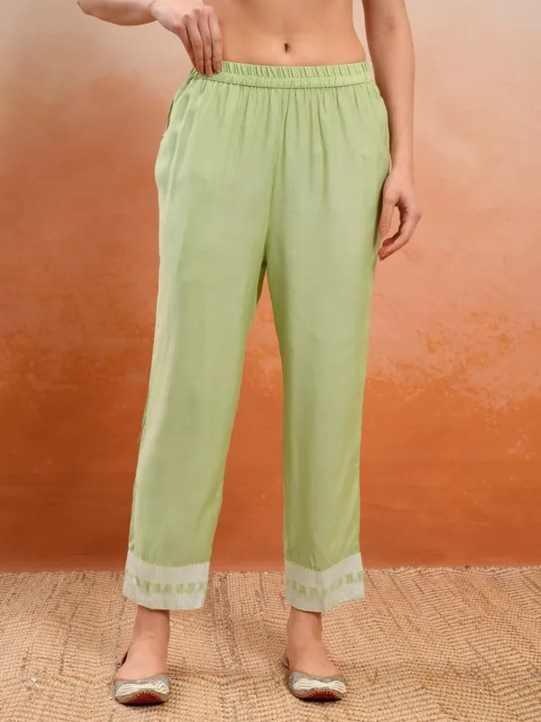 Vishudh Women Green Embroidered Kurta With Trousers And Dupatta
