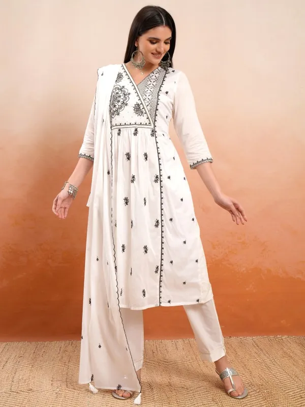 Vishudh Women Off White Embroidered Kurta With Trouser And Dupatta