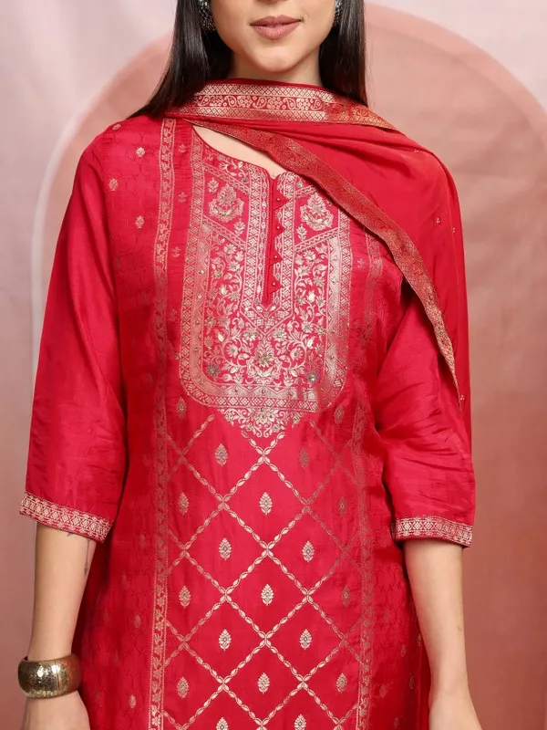 Women Kurta With Trousers & Dupatta