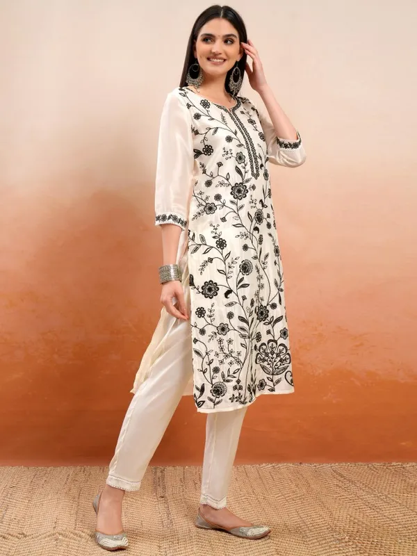 Vishudh Women Off White Embroidered Kurta With Trousers And Dupatta