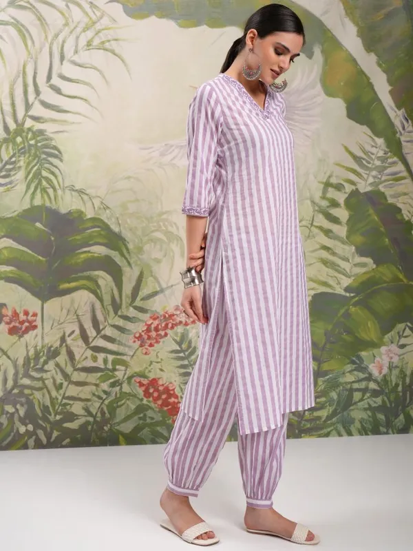Women Kurta With Trousers & Dupatta
