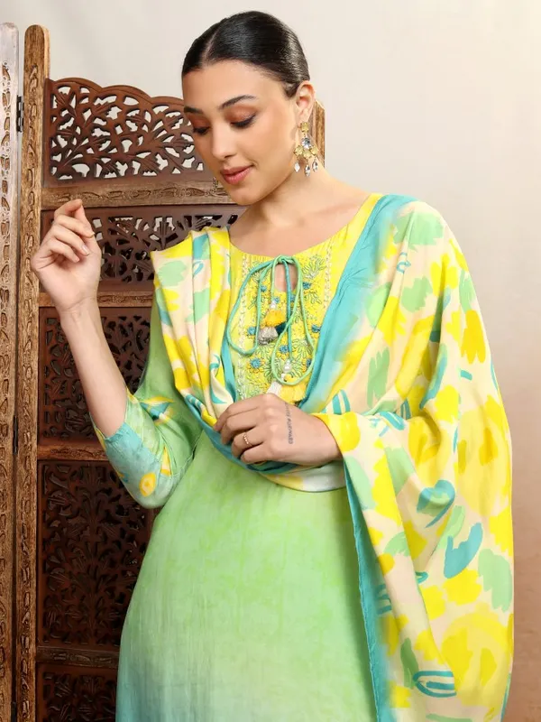 Vishudh Women Green Women Kurta With Trousers And Dupatta