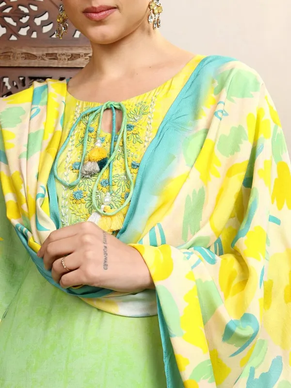 Vishudh Women Green Women Kurta With Trousers And Dupatta
