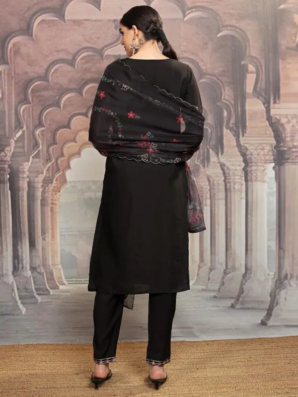 Vishudh Women Black Women Kurta With Trousers And Dupatta