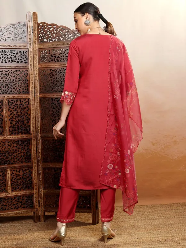Vishudh Women Red Women Kurta With Trousers And Dupatta
