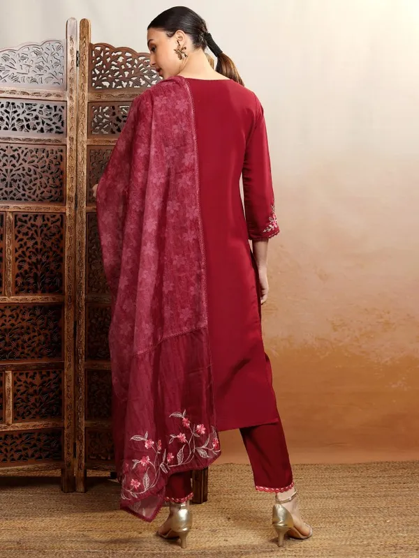Vishudh Women Burgundy Embroidered Kurta With Trouser And Dupatta