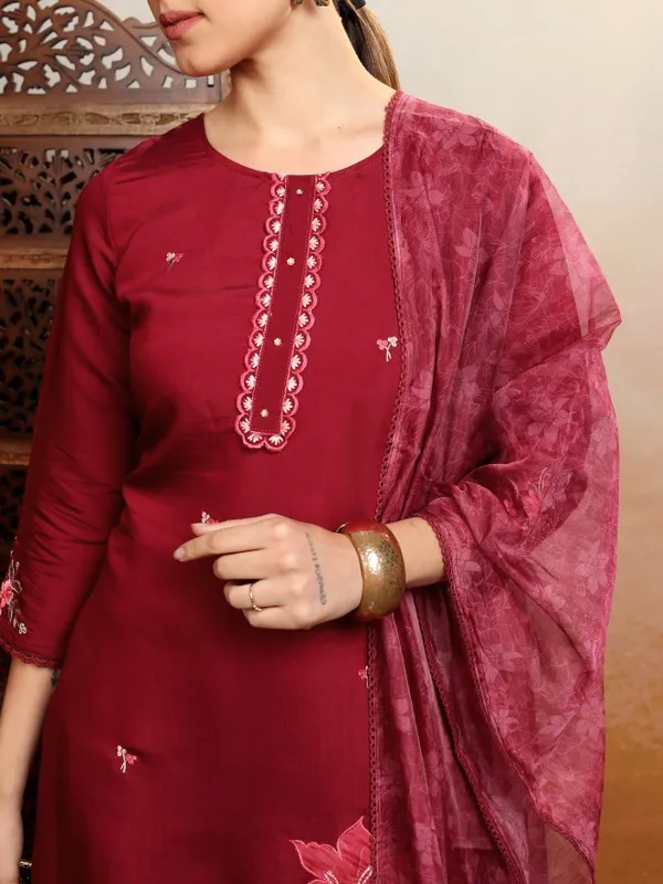 Vishudh Women Burgundy Embroidered Kurta With Trouser And Dupatta