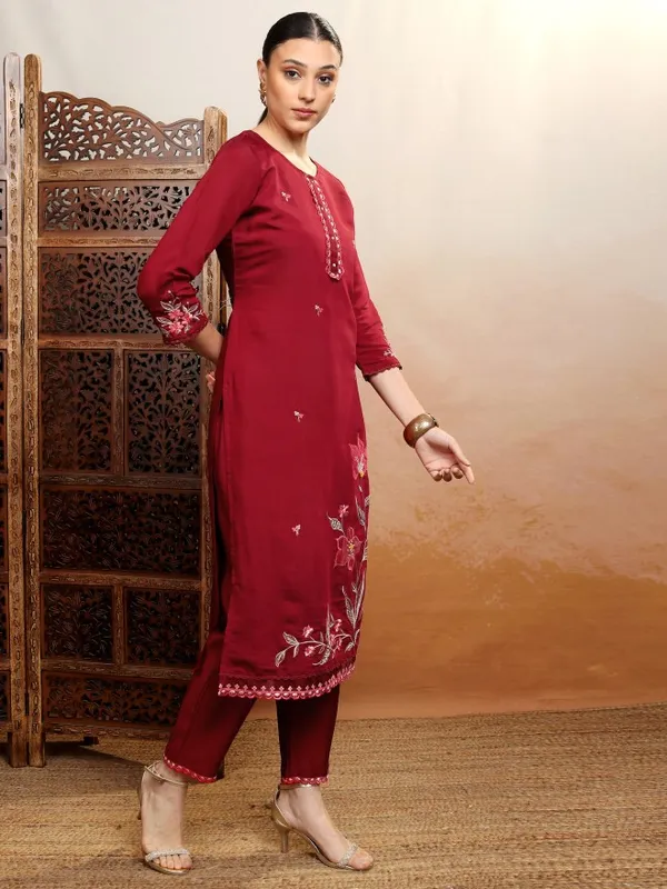 Vishudh Women Burgundy Embroidered Kurta With Trouser And Dupatta