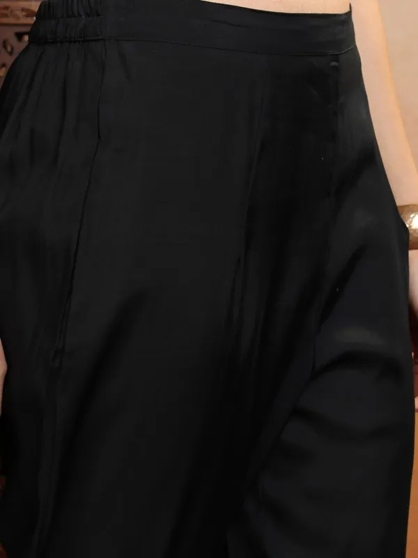 Women Kurta With Trousers & Dupatta
