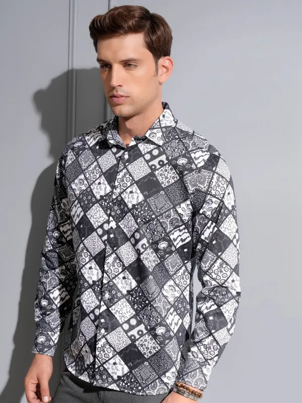 Locomotive Premium Men Black & White Satin Printed Occasion Shirt
