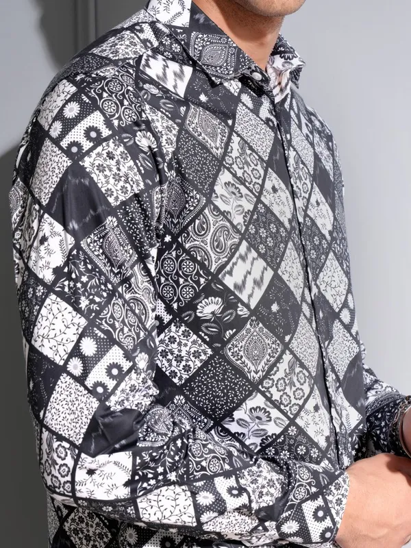 Locomotive Premium Men Black & White Satin Printed Occasion Shirt