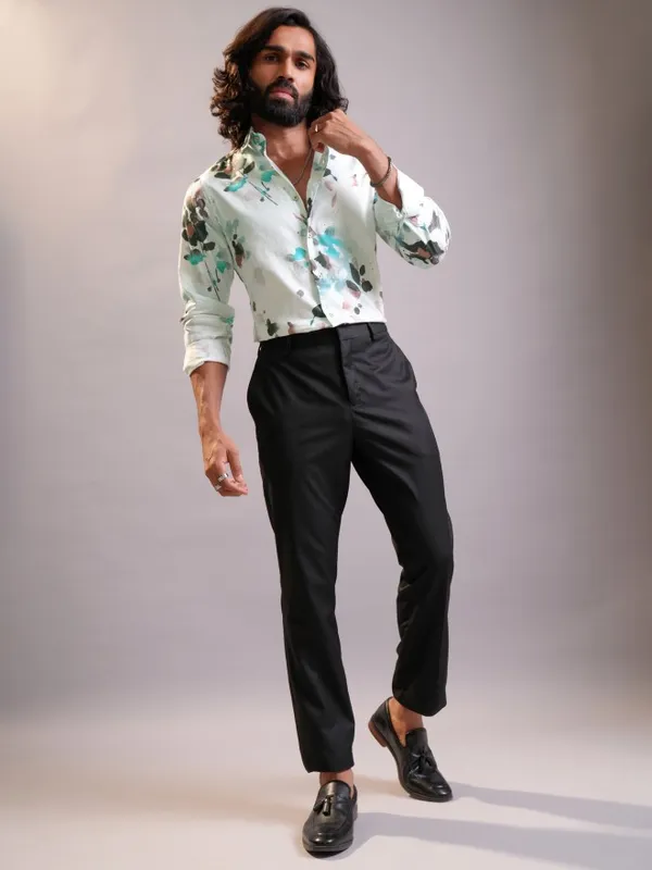 Locomotive Men Multi Printed Slim Fit Casual Shirt