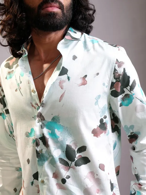 Locomotive Men Multi Printed Slim Fit Casual Shirt