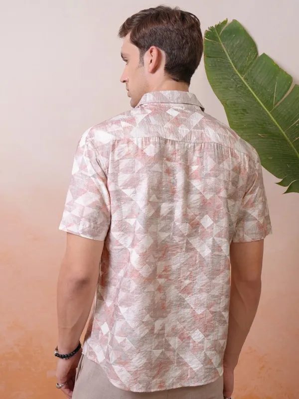 Locomotive Premium Men Peach Printed Relaxed Shirt