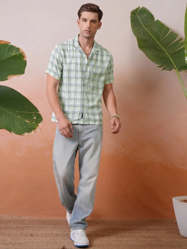 Locomotive Premium Men Cream & Lime Green Solid Cuban Collar Relaxed Shirt