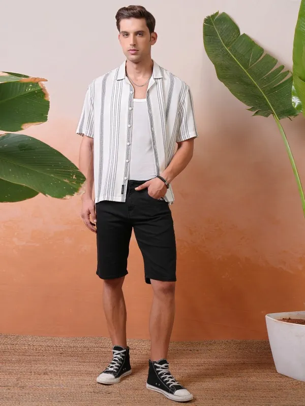 Locomotive Premium Men Cream Dobby Textured Striped Cuban Collar Oversized Shirt